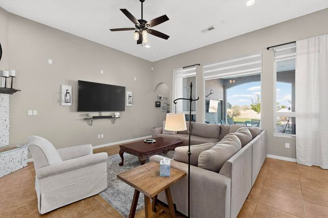 7201 Hapsburg Road NE, Rio Rancho, NM 87144