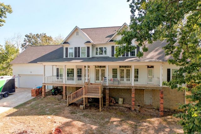 2010 Blue Ribbon Circle, Benton, AR 72019