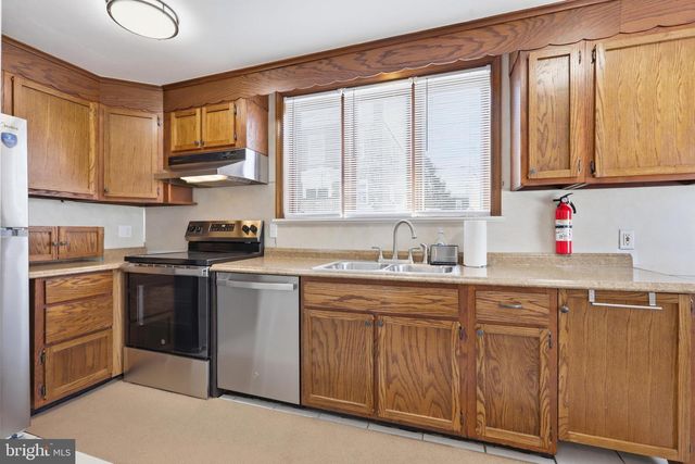 271 WYNCLIFFE, Clifton Heights, PA 19018