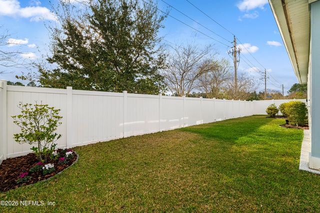 79338 PLUMMERS CREEK Drive, Yulee, FL 32097