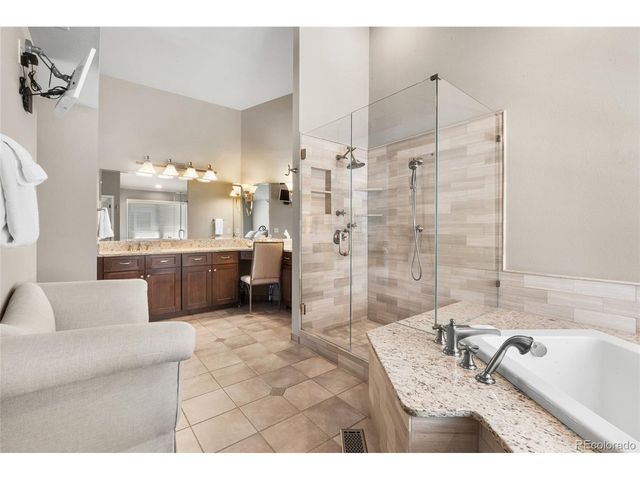 5860 S Quintero Cir, Centennial, CO 80015