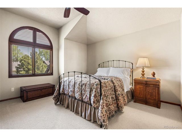 5860 S Quintero Cir, Centennial, CO 80015