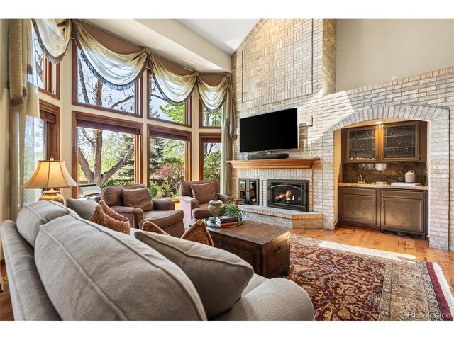 5860 S Quintero Cir, Centennial, CO 80015
