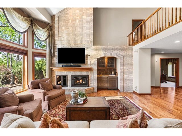 5860 S Quintero Cir, Centennial, CO 80015
