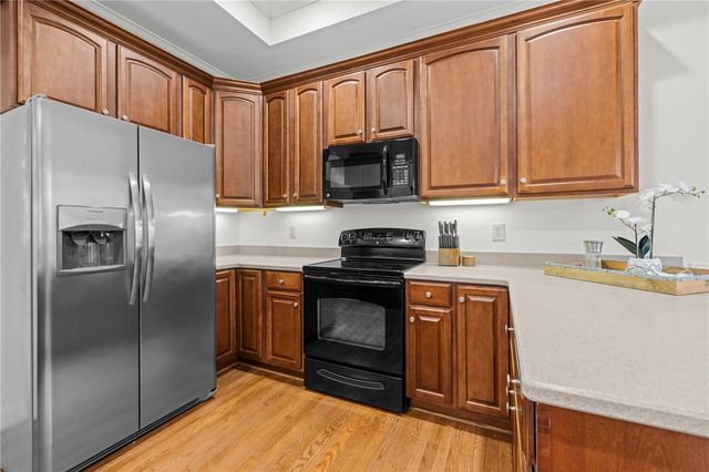 7 Divot Landing, Salem, SC 29676