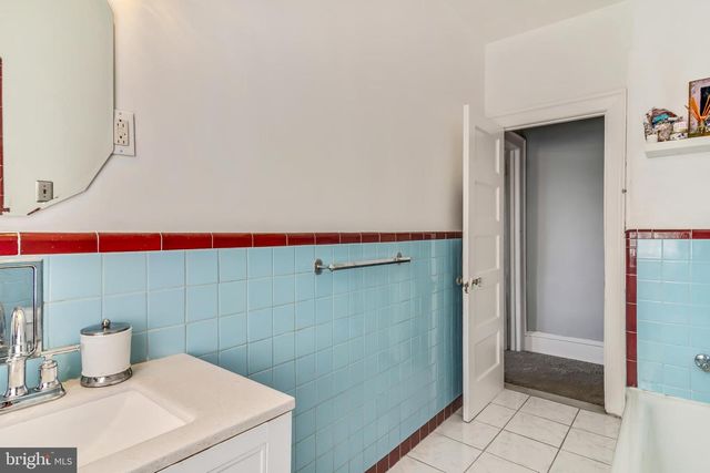 6132 CHRISTIAN ST, Philadelphia, PA 19143