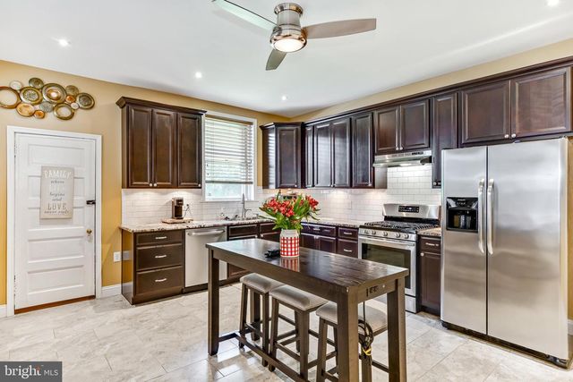 6132 CHRISTIAN ST, Philadelphia, PA 19143