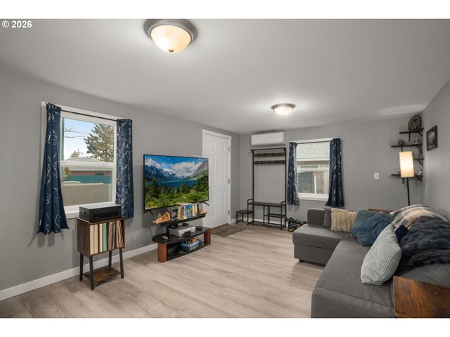 3411 U St, Vancouver, WA 98663