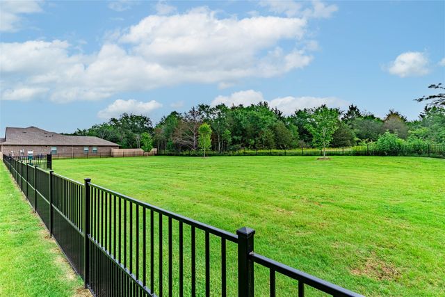 313 Woodlands Boulevard, Terrell, TX 75160