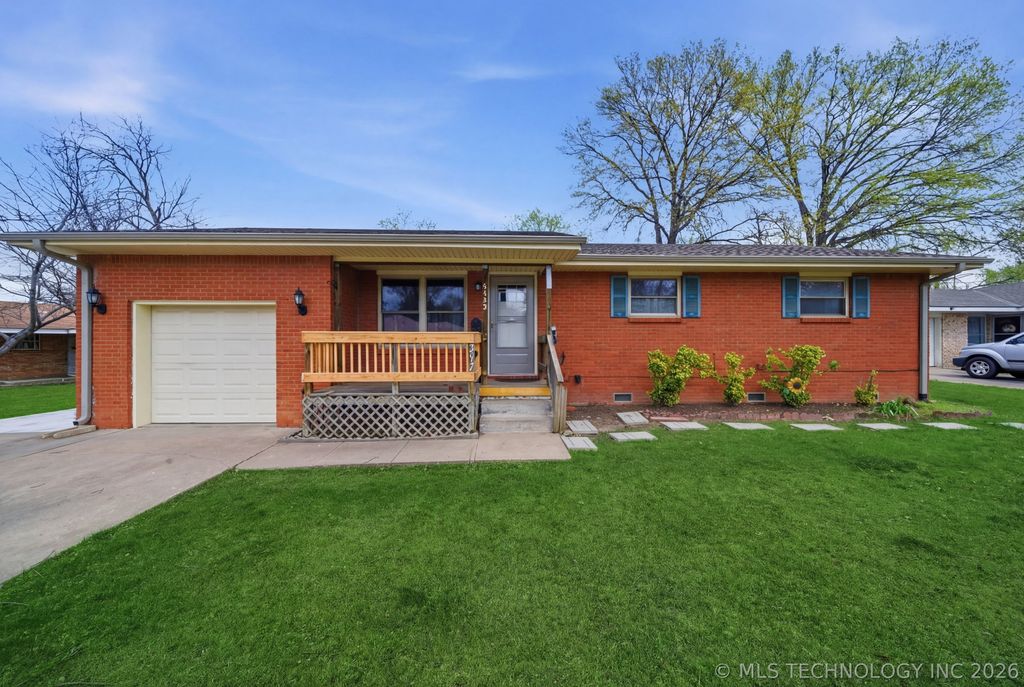 5132 Harvard Drive, Bartlesville, OK 74006