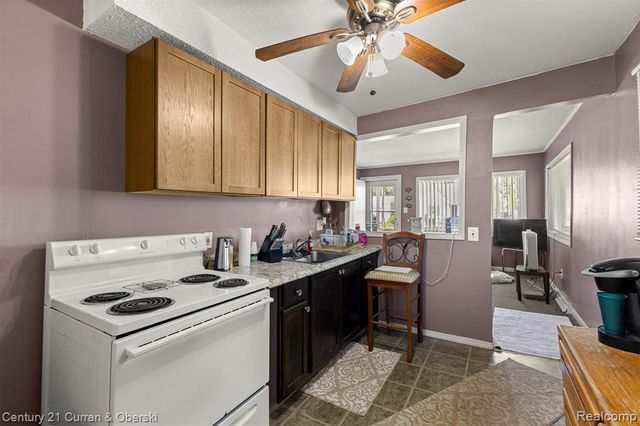 24035 Currier Street, Dearborn Heights, MI 48125