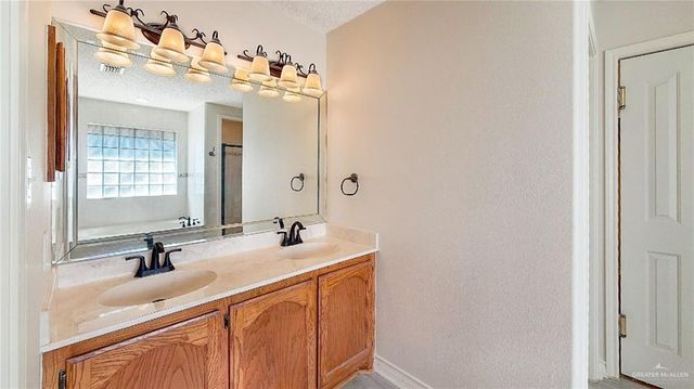 3102 Vera Avenue, Edinburg, TX 78539