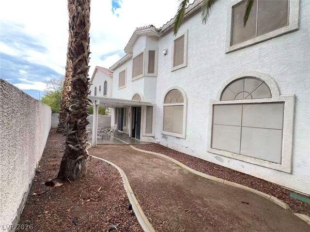 2105 Eaglepath Circle, Henderson, NV 89074