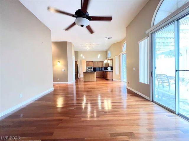 2105 Eaglepath Circle, Henderson, NV 89074