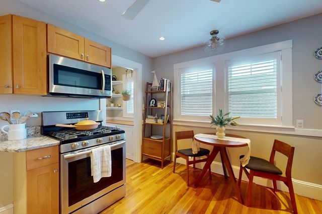 85 Bradford Rd 85, Watertown, MA 02472