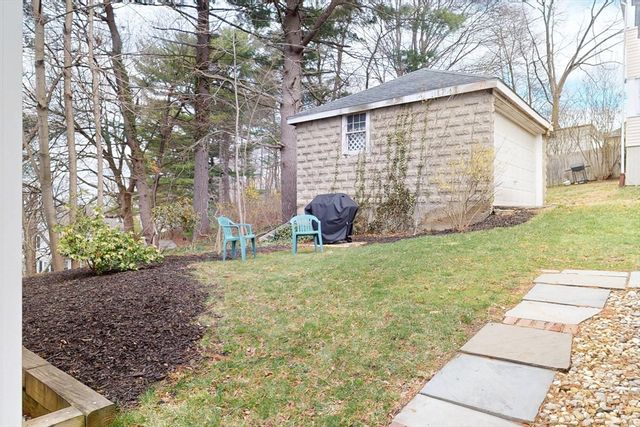 85 Bradford Rd 85, Watertown, MA 02472