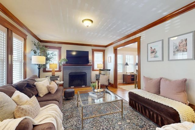 85 Bradford Rd 85, Watertown, MA 02472