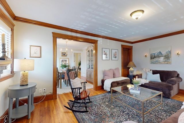 85 Bradford Rd 85, Watertown, MA 02472