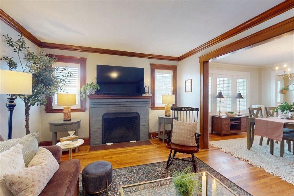 85 Bradford Rd 85, Watertown, MA 02472