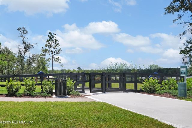 281 CRAFTON Circle, St. Johns, FL 32259