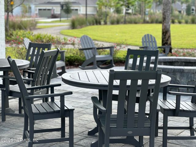 281 CRAFTON Circle, St. Johns, FL 32259