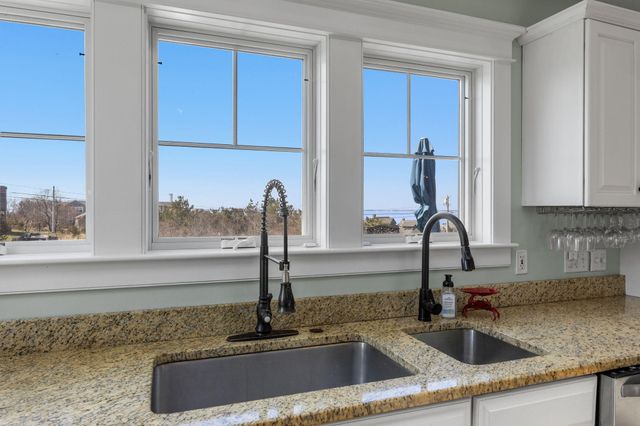 22 Bay View Road, Truro, MA 02666