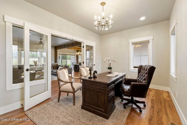 12378 N Meadow Wood LN, Hayden, ID 83835