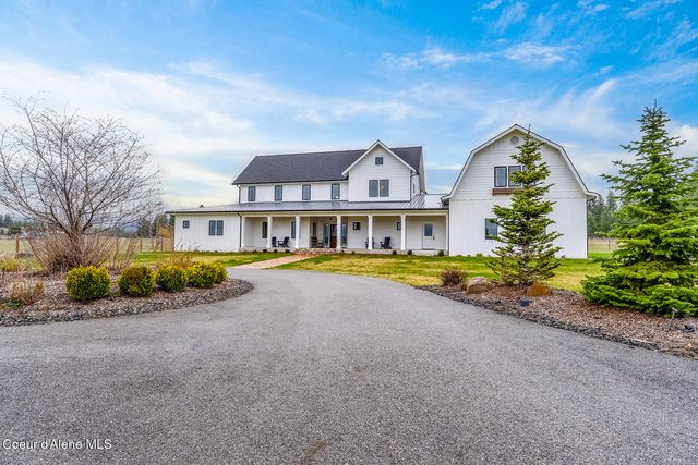 12378 N Meadow Wood LN, Hayden, ID 83835