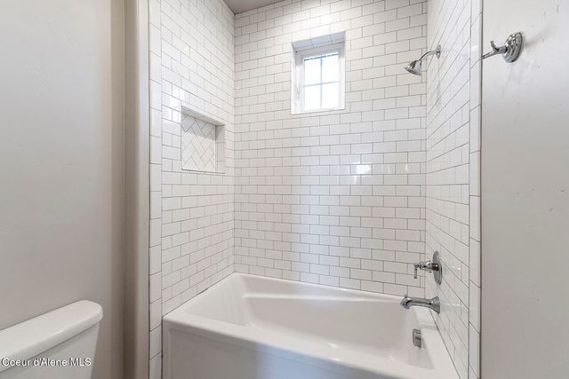 12378 N Meadow Wood LN, Hayden, ID 83835