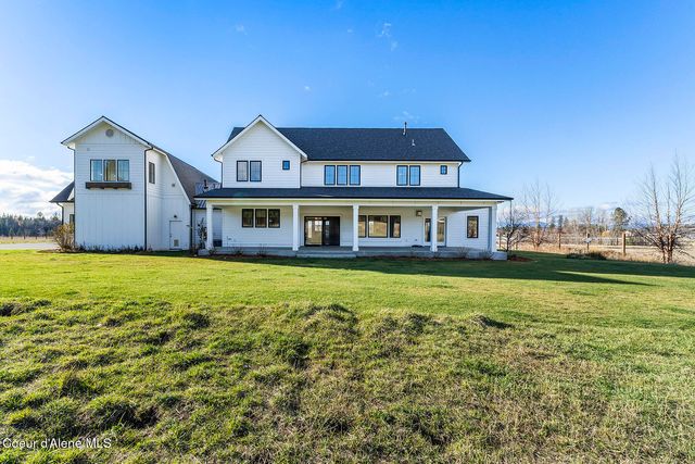 12378 N Meadow Wood LN, Hayden, ID 83835