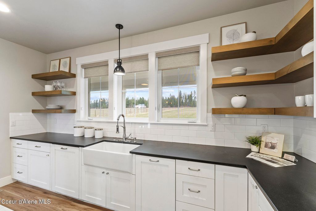 12378 N Meadow Wood LN, Hayden, ID 83835 photo 12