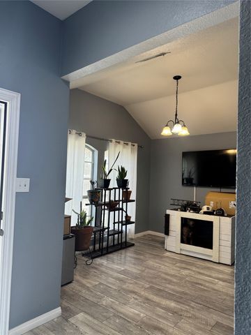5904 Alcova Lane, Dallas, TX 75249