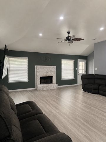 5904 Alcova Lane, Dallas, TX 75249