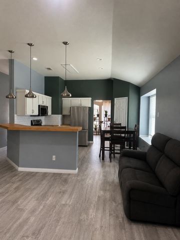 5904 Alcova Lane, Dallas, TX 75249