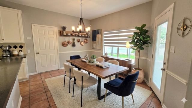 801 Cashew LN, Cedar Park, TX 78613