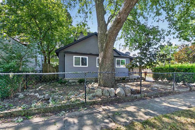 1452 Kenneth Street, Burton, MI 48529