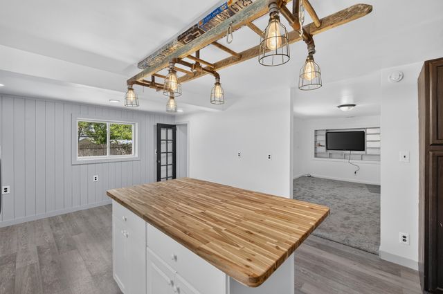 1452 Kenneth Street, Burton, MI 48529