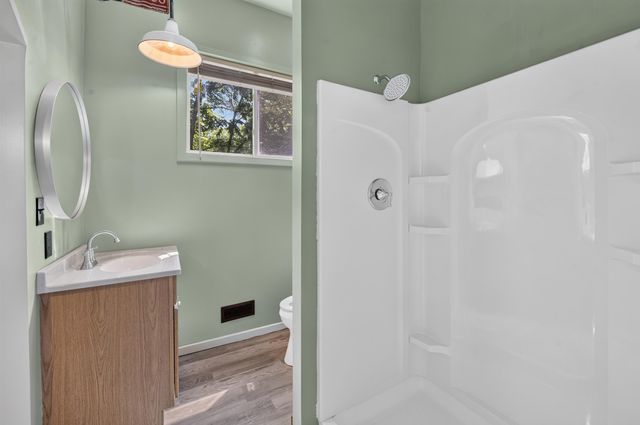 1452 Kenneth Street, Burton, MI 48529
