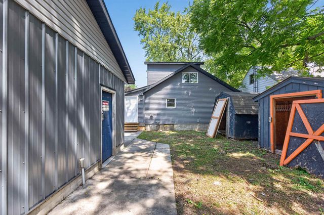 1452 Kenneth Street, Burton, MI 48529