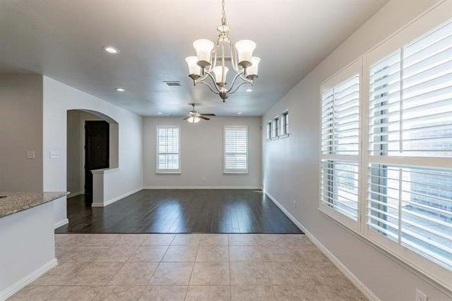 3927 Cascade Sky Drive, Arlington, TX 76005