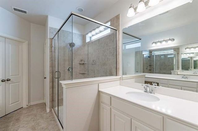 3927 Cascade Sky Drive, Arlington, TX 76005