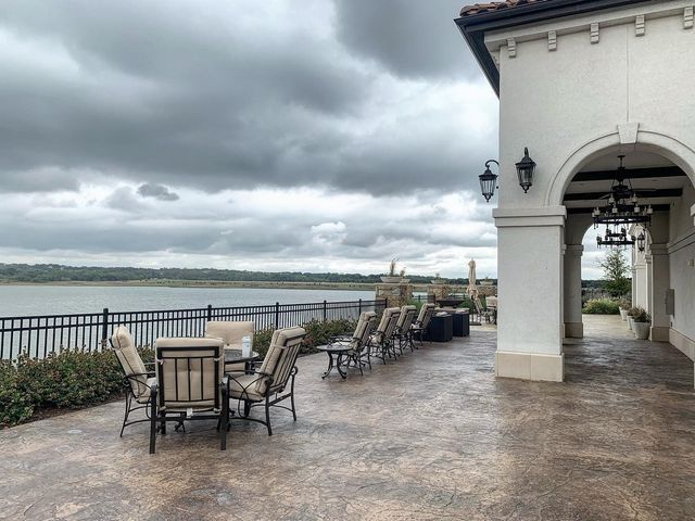 3927 Cascade Sky Drive, Arlington, TX 76005