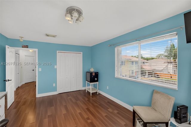 15809 SW 65th Ter, Miami, FL 33193