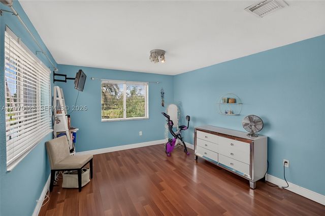 15809 SW 65th Ter, Miami, FL 33193