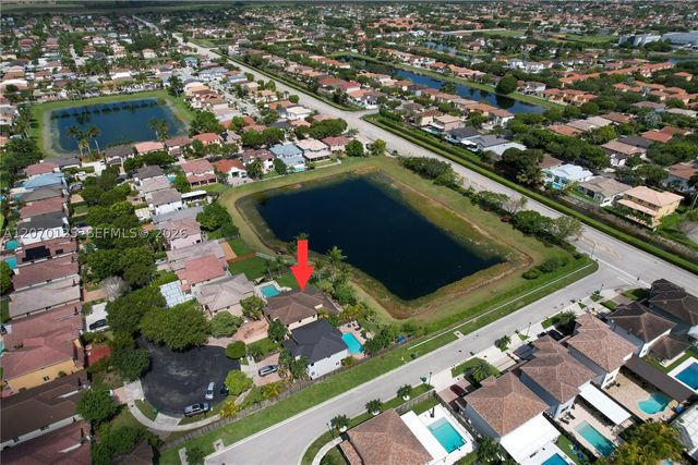 15809 SW 65th Ter, Miami, FL 33193