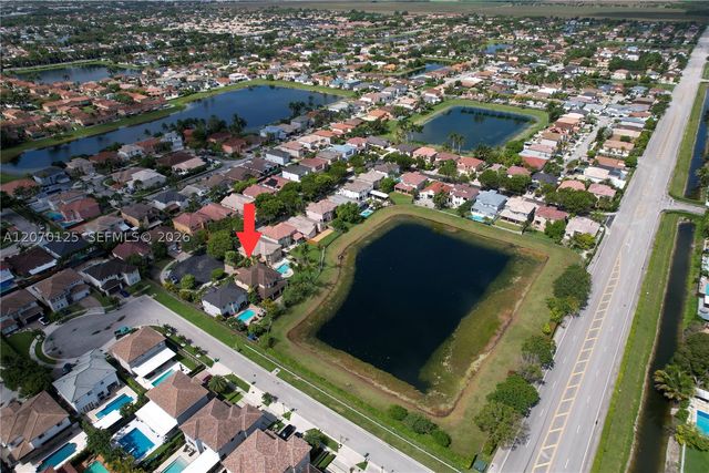 15809 SW 65th Ter, Miami, FL 33193