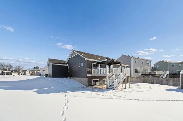 941 Whiskey Road NW, Isanti, MN 55040