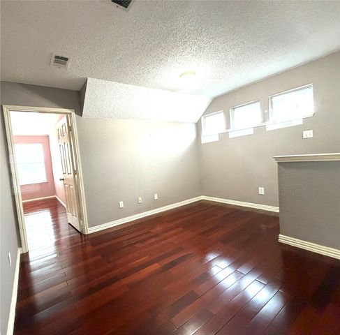 1618 Arbor Creek Drive, Garland, TX 75040