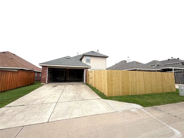 1618 Arbor Creek Drive, Garland, TX 75040