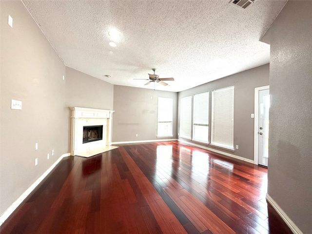 1618 Arbor Creek Drive, Garland, TX 75040